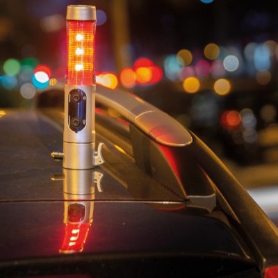 Luz emergencia con martillo personalizada